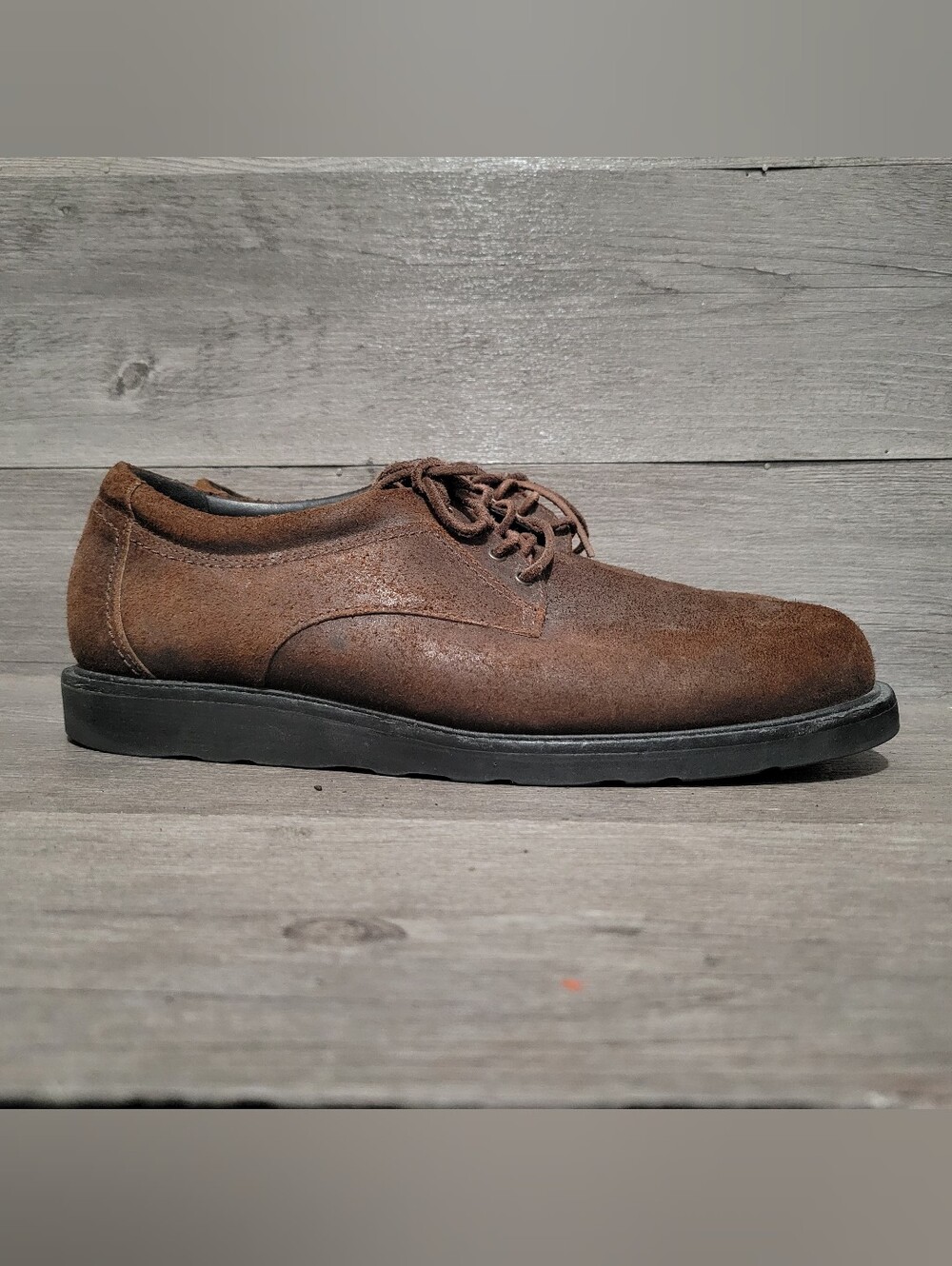 SAS Waypoint Oxfords Mens Size 10.5 Suede brown vibram Soles